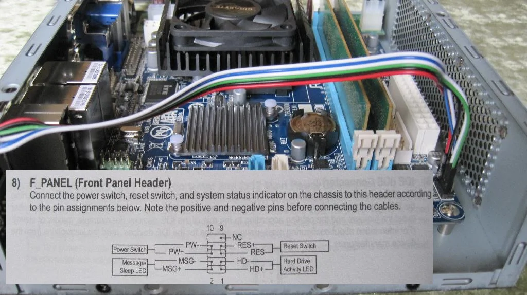 Подключение кабелей панели Morex 5689B к GigaByte GA-C1007UN. Распиновка подключения из инструкции к материнской платы. Все провода панели подключены.
